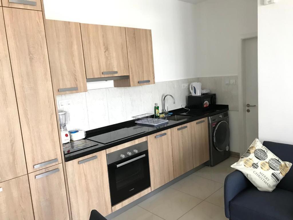 Premier Executive Apartment - The Ivy, East Legon Accra Buitenkant foto