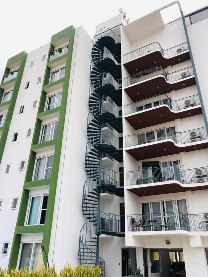 Premier Executive Apartment - The Ivy, East Legon Accra Buitenkant foto